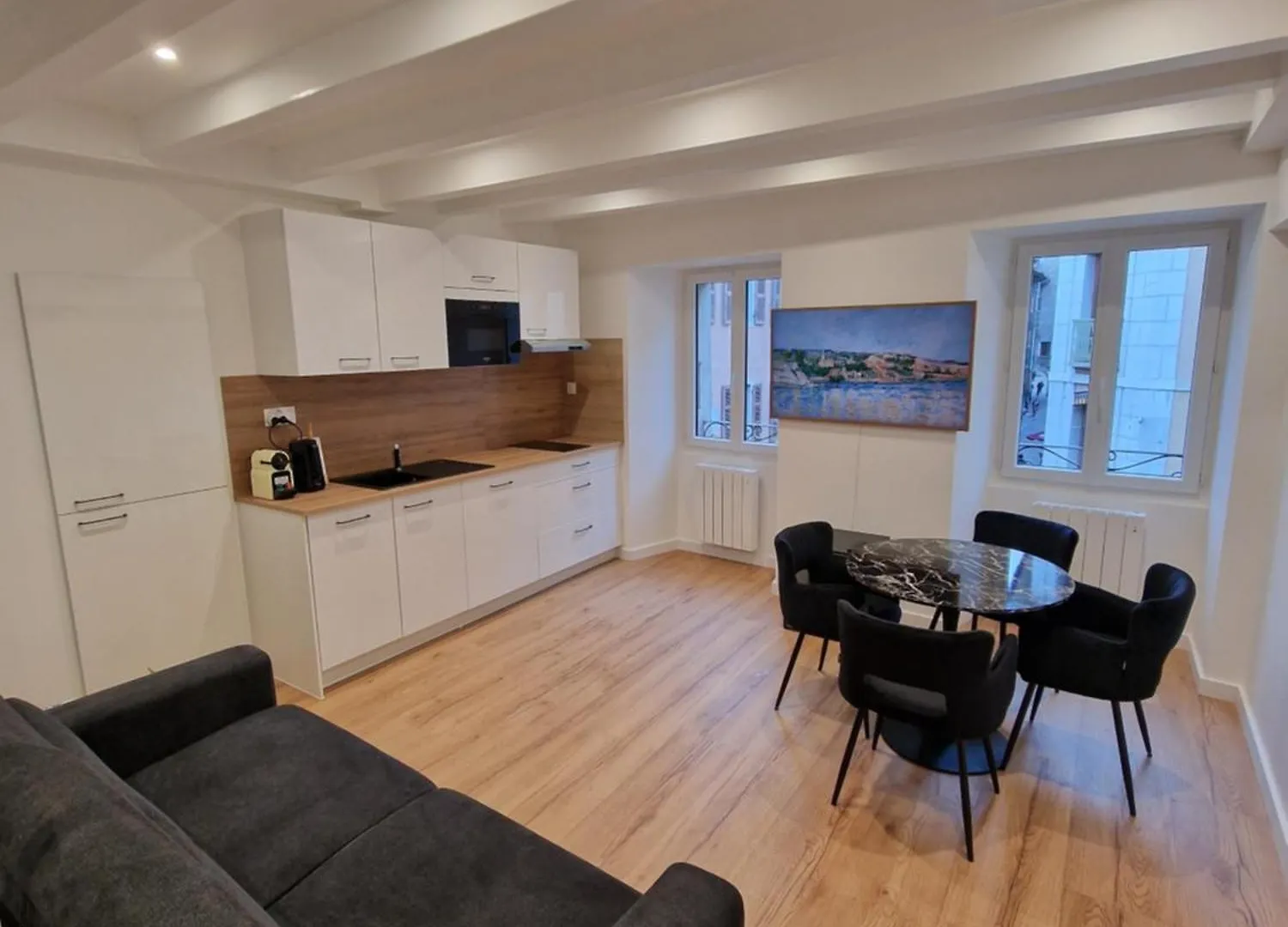 Appartement En Vieille Ville آنسي